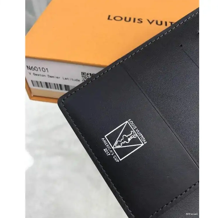 Official Brother Sam 19T1L0407 Bags LV 1029